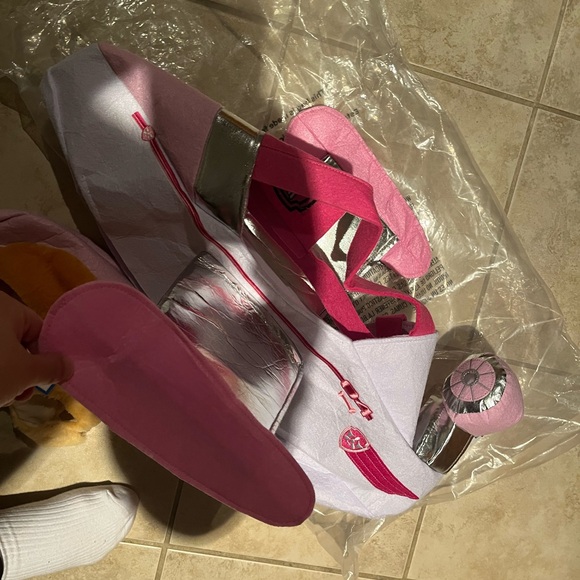 Paw patrol Skye costume 3T - Picture 4 of 6